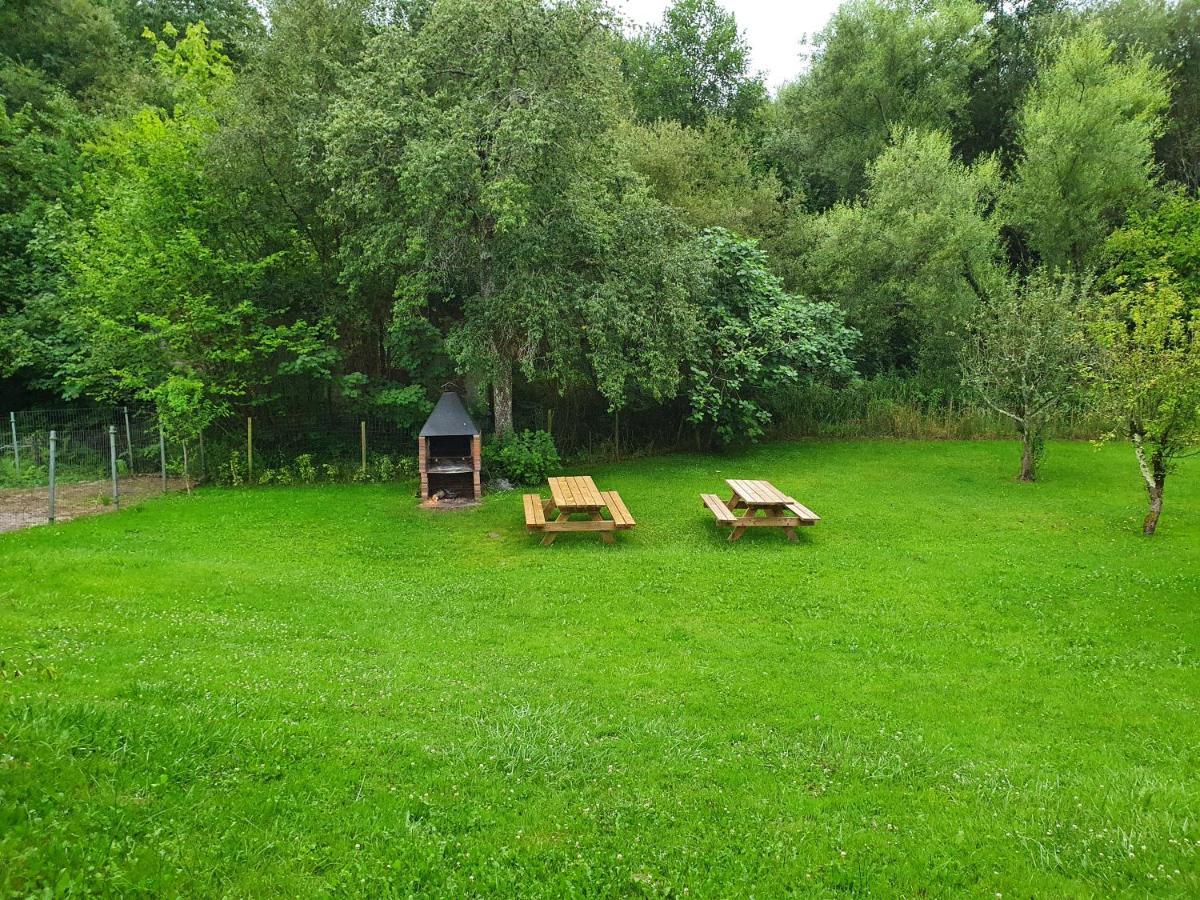 Alojamiento Con Jardin Y Barbacoa กังกัส เด โอนิส ภายนอก รูปภาพ